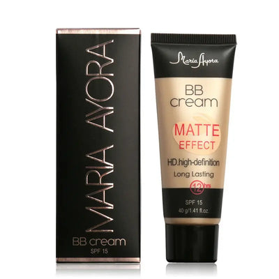 BB cream concealer moisturizing and light Maria Ayora