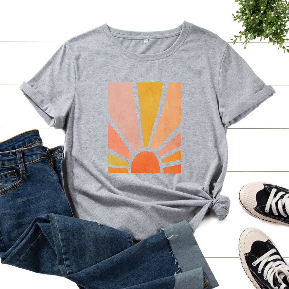 Sunrise Glow Retro Tee – Soft Cotton Graphic Shirt Trendarium