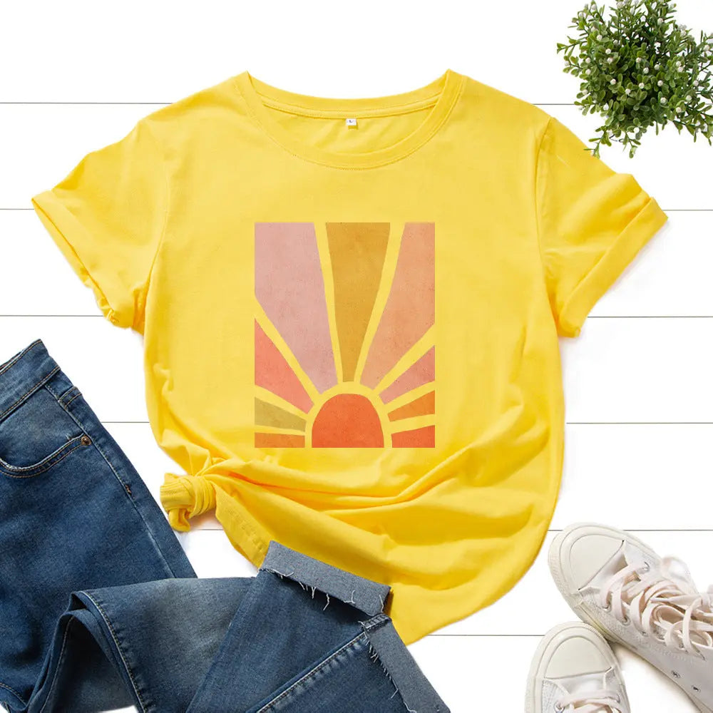 Sunrise Glow Retro Tee – Soft Cotton Graphic Shirt Trendarium