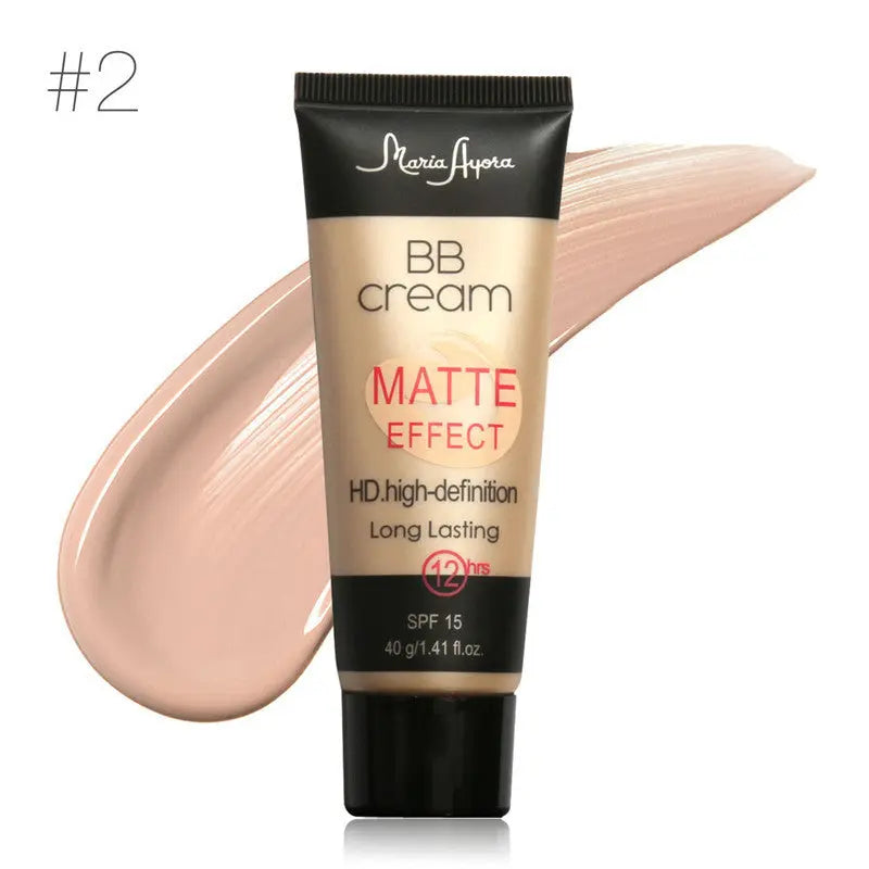 BB cream concealer moisturizing and light Maria Ayora