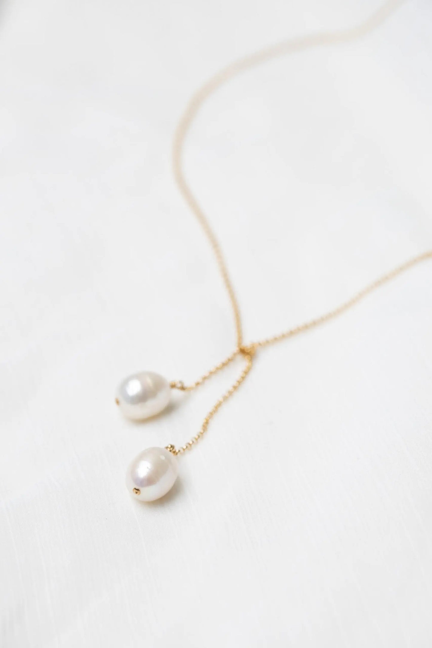 TIED TO COCO - Pearl