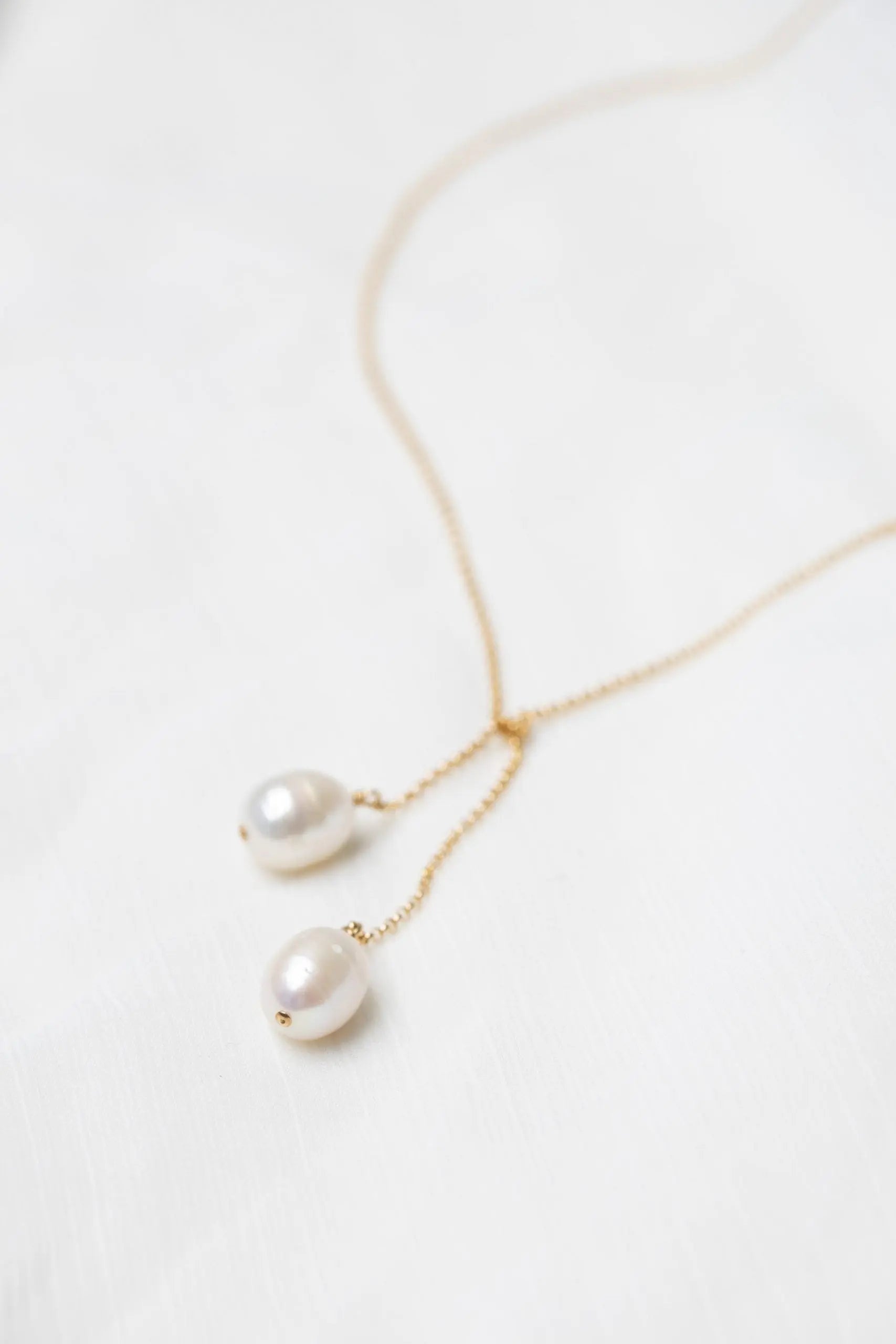 TIED TO COCO - Pearl