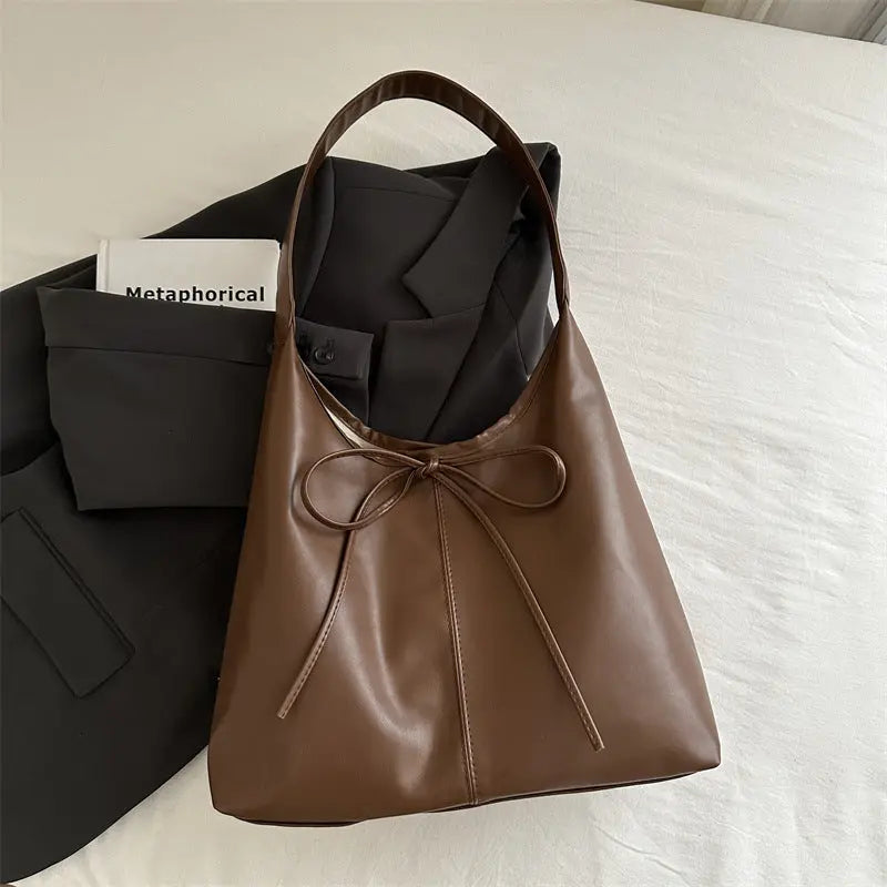 Fashionable Stylish Shoulder Texture Large Capacity Niche Design Bag Trendarium