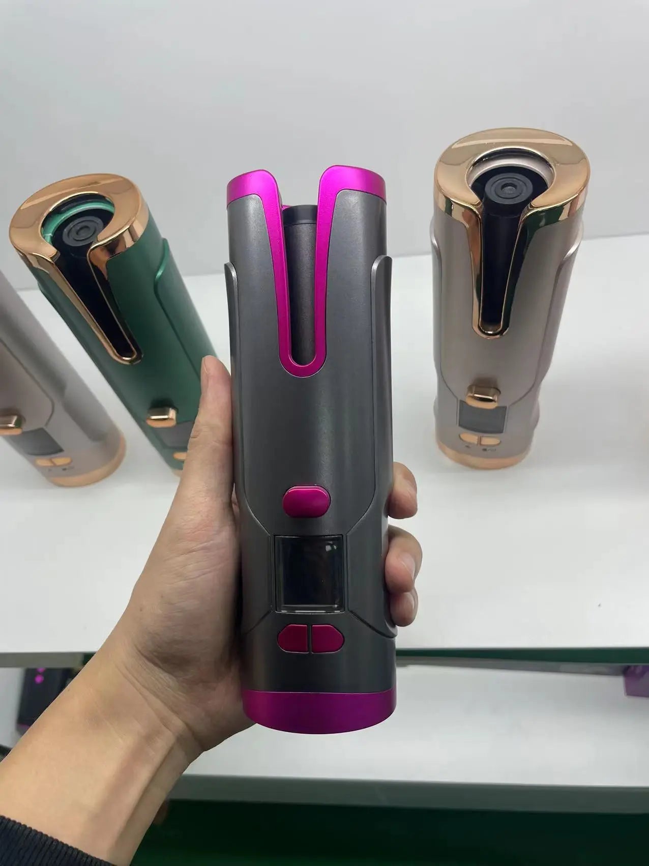 Rechargeable Automatic Hair Curler – Portable Ceramic Styler with LCD Display Trendarium