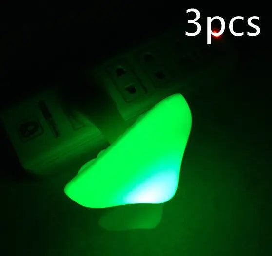 GlowShroom LED Night Light – Sensor-Activated Mushroom Lamp for Cozy Home Ambience Trendarium