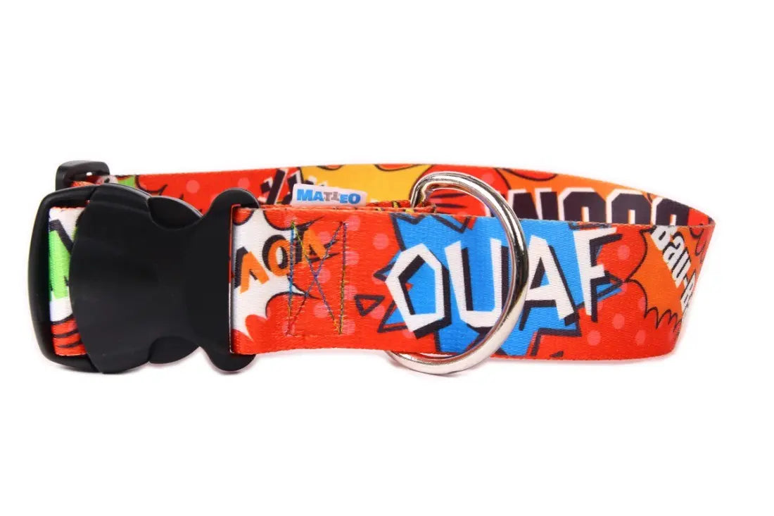 Collar With A Plastic Buckle - Red Graffiti