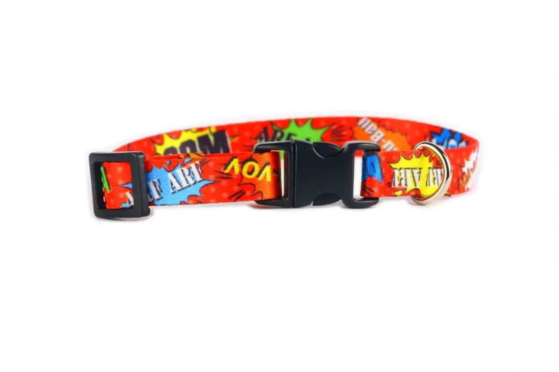 Collar With A Plastic Buckle - Red Graffiti