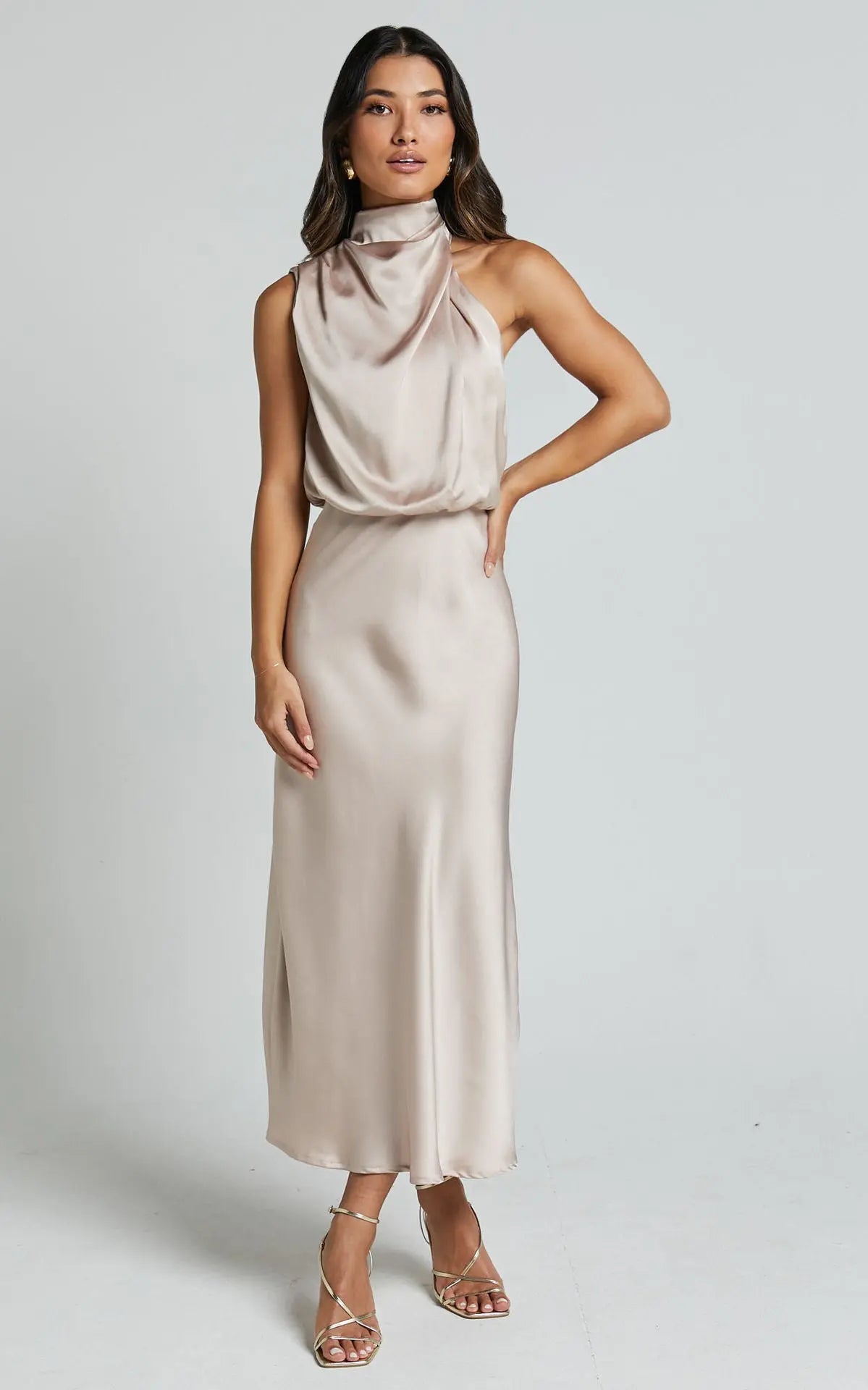 Silk Elegance Drape Halter Dress – Evening & Party Wear Trendarium